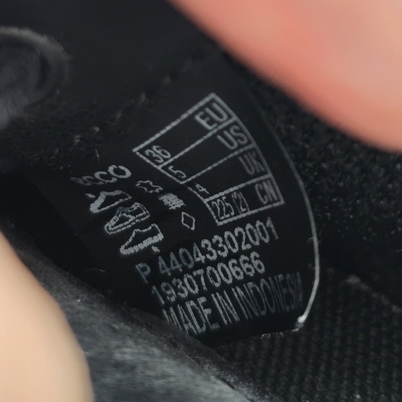 Ecco | Soft 7 black leather sporty tennis prep low-top sneakers | WMS 5 - Picture 4 of 8